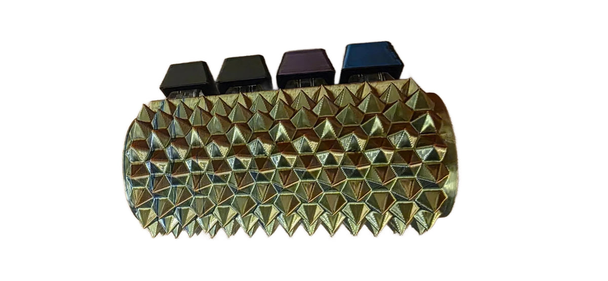 Spiky clicker